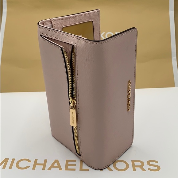 Michael Kors Jet Set Travel Lg Trifold Wallet - Picture 16 of 16